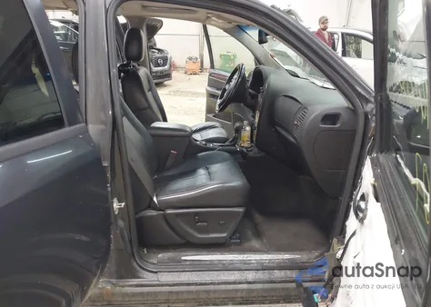 2007 Saab 9-7X 4.2I из США, поврежденный, VIN 5S3ET13S472801359